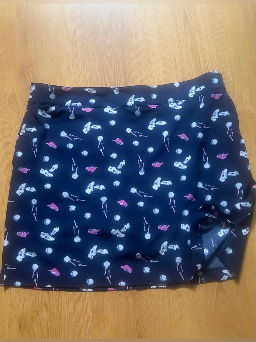 Printed Women’s Skort with Pink & White Motif